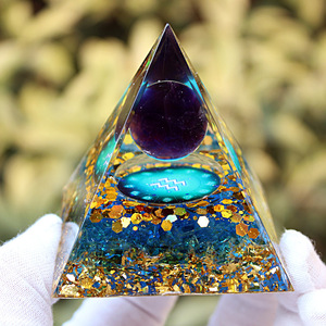 งานฝีมือเรซิ่นรูปพีระมิดราศีกุมภ์ 242 ของตกแต่งบ้าน ของประดับตกแต่งบนโต๊ะทำงาน - Product Image 4