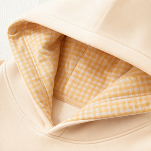 Sweat à capuche en coton personnalisé pour femme avec capuche doublée en gingham contrastant, patch cœur brodé, logo personnalisé, coupe oversize décontractée - Product Image 2