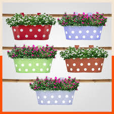 Macetas de barandilla de Metal con lunares ovalados, macetas colgantes de cerca de doble gancho largo para plantas, macetas duraderas modernas para interiores y exteriores - Product Image 4