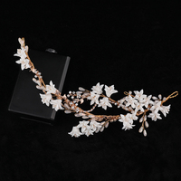 Coiffes de mariée populaires pour femmes, plaquées or, en céramique rigide, motif floral, faites à la main pour mariage, bal de promo, anniversaire