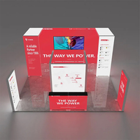Stand de Exhibición Modular para Ferias Comerciales 6x6 con Caja de Luz SEG y Pared de Tela Retroiluminada