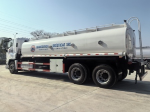 Camión <span class=keywords><strong>Cisterna</strong></span> Usado Isuzu Giga de 16~20t, Tanque de Acero Inoxidable de Grado Alimenticio, Aleación de Aluminio, para Transporte de Líquidos como <span class=keywords><strong>Vino</strong></span>, Jugo, Leche, Agua, Aceite - Product Image 6