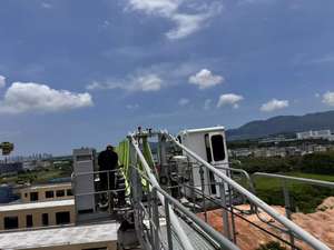 Grúa Torre Zoomlion WA6015 8A 2021, Color Verde Aurora, 4 Estaciones Individuales, Altura 40m, Radio de Trabajo 60m, Motor de Elevación con Caja de Cambios - Product Image 5