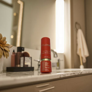 ป้ายแขวนกางเกงยีนส์แบบพรีเมียมสั่งทำพิเศษ ทำจากกระดาษลูกฟูกสีส้ม เป็นมิตรกับสิ่งแวดล้อม รีไซเคิลได้ ปั๊มร้อน ปั๊มนูนโลโก้ เคลือบด้าน รูปทรงสี่เหลี่ยม - Product Image 1