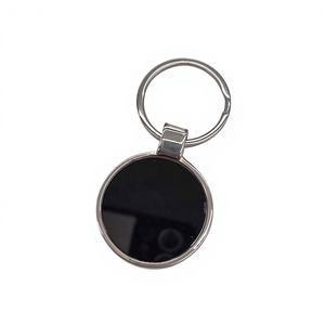 Nouveau design de marque, porte-clés promotionnel en métal de luxe fait main, personnalisation, logo personnalisé, sérigraphie, noir, en gros, faible coût - Product Image 1