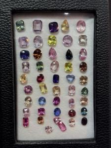 Venta Caliente de Zafiros Naturales Sin Tratar en Lotes, Colores Vibrantes, Formas Mixtas, Zafiros Naturales Sin Tratar al por Mayor - Product Image 3