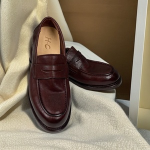Zapatos de Vestir Casuales de Moda Hechos a Medida con Cuero Genuino de Alta Gama, con Suela Suave y Hecha a Mano, Mocasines de una Pieza para Hombre - Product Image 4