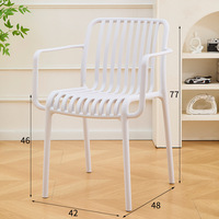 Chaise de salle à manger en plastique vert style minimaliste, idéale pour table à manger et café - Offre spéciale