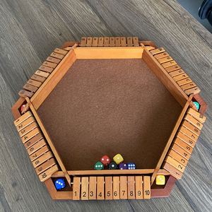 Jeu de dés numérique à six faces en bois étanche avec plateau de retournement pour les rassemblements, les loisirs, les jeux de hasard et les jeux de boisson pour bars - Product Image 4