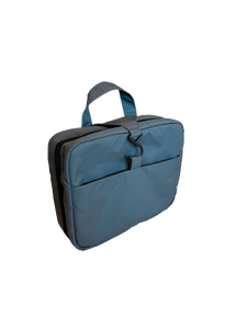 Elegante bolsa organizadora de Cremallera de nailon gris oscuro para artículos esenciales de viaje y personales - Product Image 2
