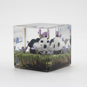 Artesanías puramente hechas a mano Animal <span class=keywords><strong>Panda</strong></span> flor seca resina Rectangular adorno cúbico pisapapeles adornos para decoración de coche - Product Image 3