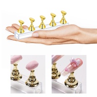 Support d'entraînement pour nail art en alliage de résine de verre de style japonais avec base diamantée pour présentation et présentoirs de tips