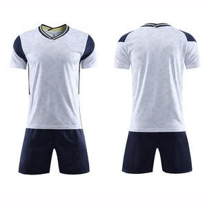 Fabrik benutzer definierte Retro Fußball Uniform Set Team Kits Hochwertige Fußball T-Shirt Großhandel Club Player Fußball Trikot - Product Image 1