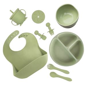 <span class=keywords><strong>Black</strong></span> <span class=keywords><strong>Friday</strong></span>, ensembles de vaisselle pour bébé avec logo personnalisé, sans BPA, vaisselle en silicone de qualité alimentaire avec tasse, bavoir, bol pour enfants - Product Image 3