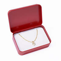 Boîte en métal rectangulaire à charnières personnalisée, emballage haut de gamme pour bijoux et colliers avec insert en mousse