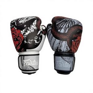 Guantes de Boxeo Unisex Fairtex con Logotipo Personalizado Profesional a Precio de Mayoreo, Alta Calidad, Cuero Genuino, Cierre de Cordones, Anti-UV - Product Image 1