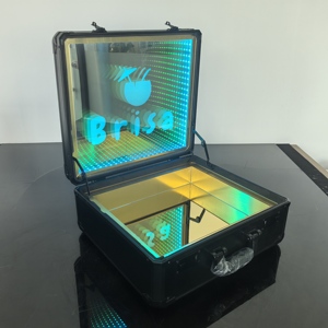 Valigetta per Carne con Logo Personalizzato, Specchio LED Illuminato, Espositore per Bistecche, Custodia Glorificatrice per Steakhouse di <span class=keywords><strong>Miami</strong></span> Beach - Product Image 1