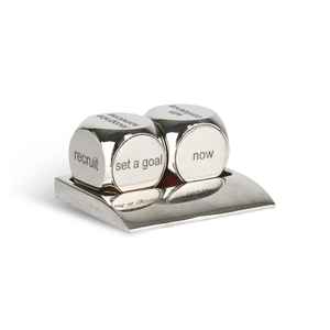 Presse-papiers en métal avec dés de motivation, pour bureau, cadeau d'entreprise - Product Image 3