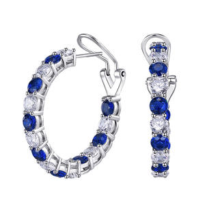 Orecchini a Cerchio in Argento 925 Blu con Gemma Verde Taglio Brillante Rotondo e Montatura a Griffe per Donna, Gioielli da Festa - Product Image 3