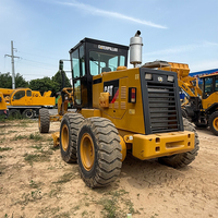 Niveleuses manuelles sur roues Caterpillar 140K d'occasion à haute efficacité avec moteur diesel et pompe PLC - Bonne qualité à vendre