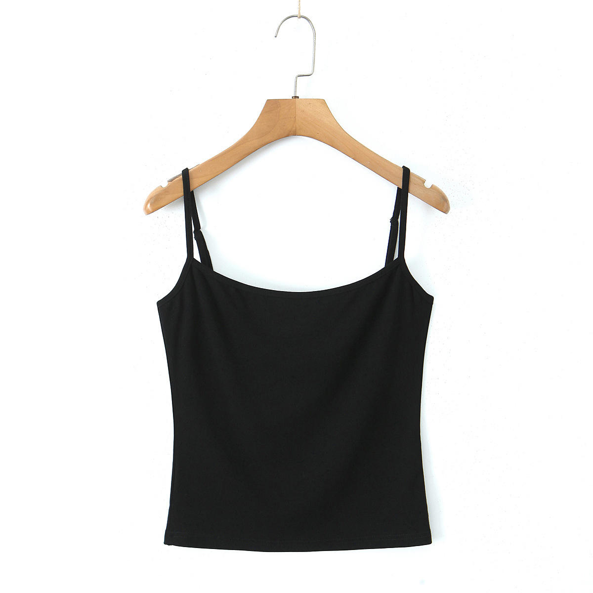 เสื้อสายเดี่ยวสีดำ