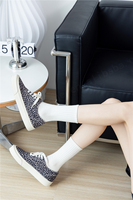 Fabricant de chaussettes d'entraînement de sport personnalisées avec logo Chaussettes de sport personnalisées 80% coton 15% polyester 5% élasthanne
