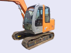 Excavatrice Hitachi ZX70 d'occasion de haute qualité |   Machine à chenilles de 7 tonnes |   Importé du Japon |   Solution fiable et économique - Product Image 3