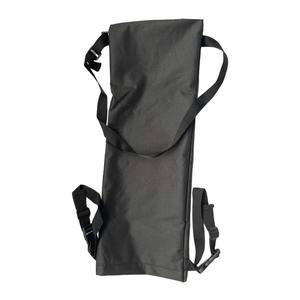 Porta-borsa bombola di ossigeno regolabile per sedia a rotelle con borse mediche a strisce riflettenti - Product Image 1