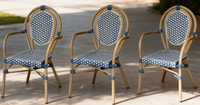 Chaise de bistrot française Yoshen bleue, restaurant, café, extérieur, chaise de salle à manger en rotin blanc et bleu