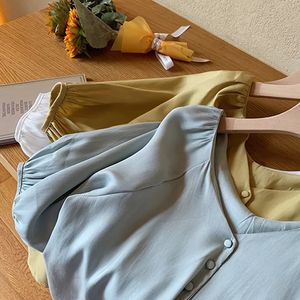 Camicette estive da donna camicetta Sexy a maniche a sbuffo Camicie da donna con <span class=keywords><strong>volant</strong></span> Top Streetwear coreano a V tinta unita <span class=keywords><strong>camicia</strong></span> ampia Casual - Product Image 5