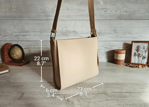 Sac bandoulière en cuir beige mignon pour femme, petit sac à main fait main, sac à main personnalisé, cadeau pour elle - Product Image 3