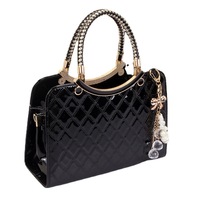 Sac à main 2026 Nouvelle collection Femme Mariage Rouge Simplicité Urbaine Fermeture Éclair Luxe Léger Sac Fourre-tout Haut de Gamme