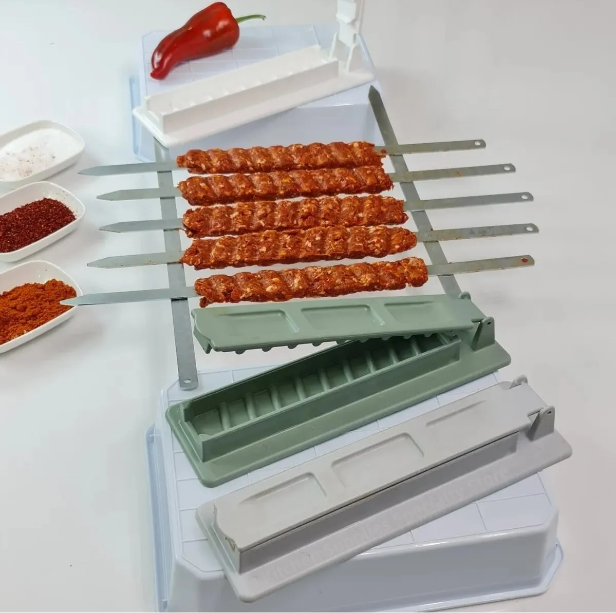 Alat Aksesori dapur, pembuat Kebab baru baris tunggal tusuk sate daging barbekyu panggang dapat digunakan kembali nyaman berkemah piknik BBQ