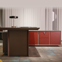 Bureau de direction moderne et écologique avec éclairage LED - Idéal pour le bureau du patron et de la direction.