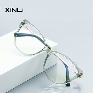 XINLI Nuevas Monturas Ópticas 2235 de Alta Calidad con Protección UV400, Estilo Mariposa, Antiluz Azul, para Lectura - Product Image 1