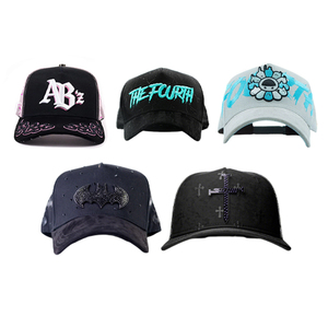 Cappello Sportivo in Camoscio a 5 Pannelli G5 con Ricamo Personalizzato 'All You Need Is Money' Baez, Strass e Cristalli Beard Innedit Rico - Product Image 6