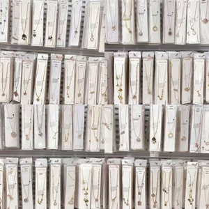 Collar de Joyería Personalizada para Mujer de Acero Inoxidable a Prueba de Agua con Colgante de Circón y Cadenas al por Mayor - Product Image 1