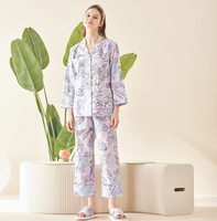 Pyjama à manches longues en coton biologique pour femmes avec imprimé floral pour le printemps et l'été