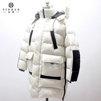 Vestes en duvet d'hiver à capuche blanc OEM en plumes de canard chaudes pour l'extérieur en usine pour hommes