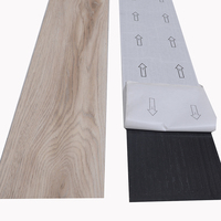 Losetas de Vinilo PVC Autoadhesivas Impermeables con Patrón de Madera de Estilo Moderno para Decoración de Interiores del Hogar