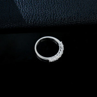 Bague de fiançailles et de mariage minimaliste pour femme en argent sterling S925 avec diamant de laboratoire de 0,7 ct, taille brillant VVS, or 18 carats/blanc fin