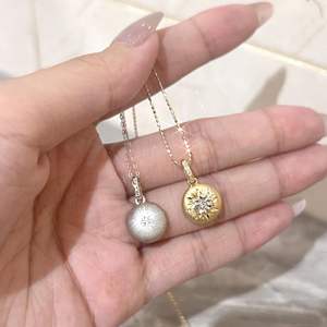 Collier pendentif Croix Rêve de la Nuit d'Été en Argent Sterling S925, Cadeau de Luxe Polyvalent Inspiré pour Amies Chrétiennes - Product Image 3