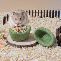 Bol à nourriture pour hamster en forme de Yuanbao en herbe naturelle, à mâcher, anti-renversement, pour la décoration de cage de hamster syrien