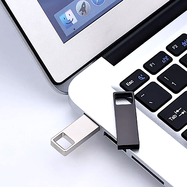 Large Capacity 1TB USB Flash Drive with 32GB to 128GB Expansion New in Box Metal Interface Engraved Logo