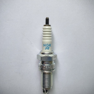 Pièces détachées d'origine NGK Bujias pour motos, accessoires 4929 DPR8EA-9 pour Suzuki Desperado ,Boulevard ,Marauder 800CC - Product Image 5