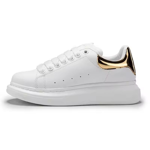 Nuovi Arrivi <span class=keywords><strong>Scarpe</strong></span> Sportive Unisex di Alta Qualità <span class=keywords><strong>in</strong></span> Vera <span class=keywords><strong>Pelle</strong></span> Sneakers <span class=keywords><strong>Bianche</strong></span> di Design alla Moda per <span class=keywords><strong>Uomo</strong></span> - Product Image 4