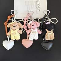 En gros, Charm de sac en peluche chien mignon, Porte-clés chiot tricoté à la main, Pendentif décoratif pour sac à dos femme avec ornement cœur en PU