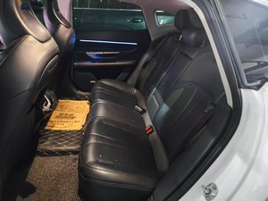 Modelo 2023, Auto Eléctrico Xpeng P7 de Segunda Mano, Volante a la Izquierda, Euro VI, 670 km de Autonomía, Venta al Por Mayor para Exportación - Product Image 5