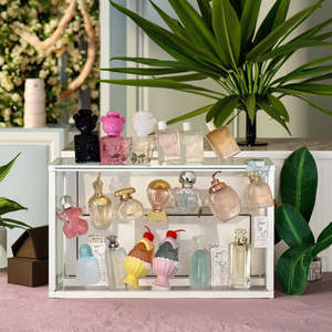 Di alta qualità Mini <span class=keywords><strong>profumo</strong></span> portatile da <span class=keywords><strong>donna</strong></span> <span class=keywords><strong>profumo</strong></span> di lunga durata, Set da viaggio marca 30ml <span class=keywords><strong>floreale</strong></span> e <span class=keywords><strong>fruttato</strong></span> Spray all'ingrosso - Product Image 4