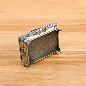 <b>Dropshipping</b> Shopify Vintage Lock Rose Carved Jewelry Storage Box Zinc Alloy Antique Tin High End Gift Case - Product Image 2